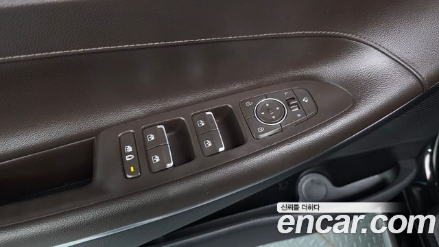 Hyundai Grandeur (IG) 3.0 LPi (Disabled) Exclusive 2022 — фото 28