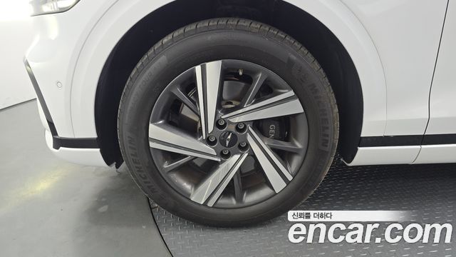 Genesis GV70 2.5T Gasoline AWD 2025 — фото 5