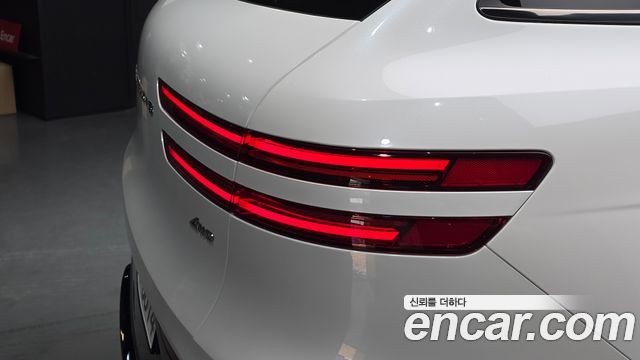 Genesis GV70 2.5T Gasoline AWD 2025 — фото 23