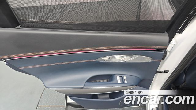 Genesis GV70 2.5T Gasoline AWD 2025 — фото 25