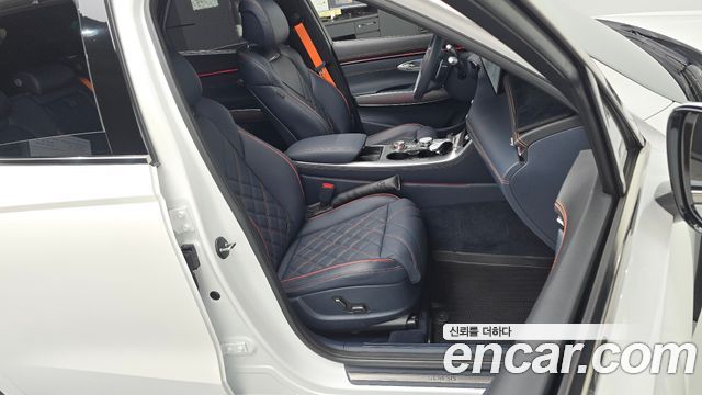 Genesis GV70 2.5T Gasoline AWD 2025 — фото 26