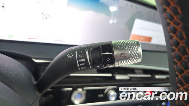 Genesis GV70 2.5T Gasoline AWD 2025 — фото 31