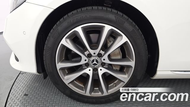 Mercedes-Benz E-Class (W213) E300 4MATIC Avnatgarde 2019 — фото 5
