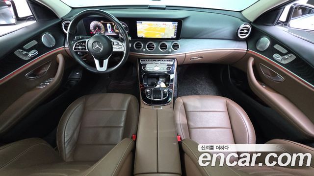 Mercedes-Benz E-Class (W213) E300 4MATIC Avnatgarde 2019 — фото 7