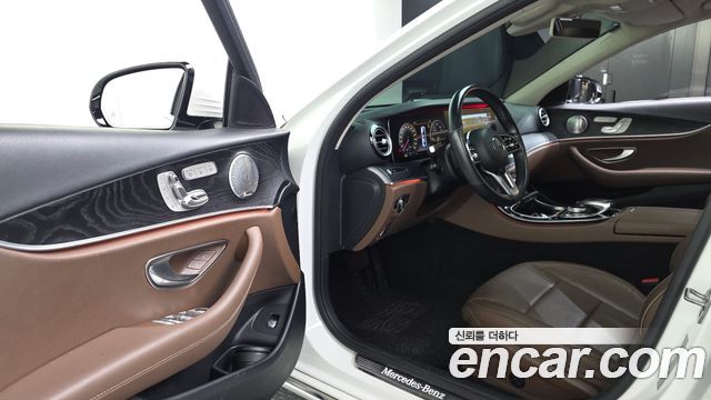 Mercedes-Benz E-Class (W213) E300 4MATIC Avnatgarde 2019 — фото 10