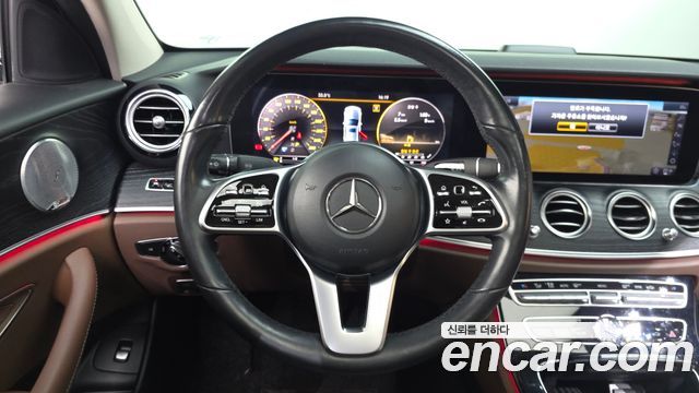 Mercedes-Benz E-Class (W213) E300 4MATIC Avnatgarde 2019 — фото 17