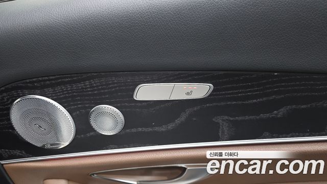 Mercedes-Benz E-Class (W213) E300 4MATIC Avnatgarde 2019 — фото 22