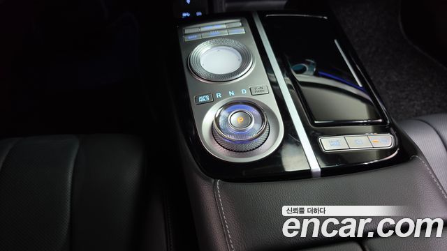 Genesis Electrified G80 (RG3) e-AWD 2022 — фото 9