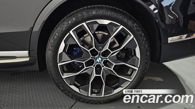 BMW X7 (G07) xDrive 40i M Sport 6STR 2025 — фото 21