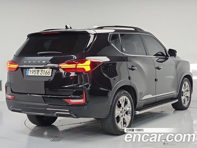 KG Mobility (SsangYong) Rexton Diesel 2.2 4WD Signature 2023 — фото 3