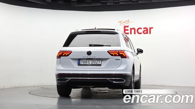 Volkswagen Tiguan (II) 2.0 TDI 4Motion Prestige 2023 — фото 4