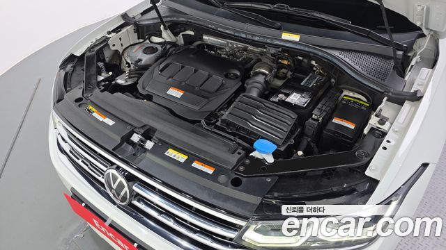 Volkswagen Tiguan (II) 2.0 TDI 4Motion Prestige 2023 — фото 6