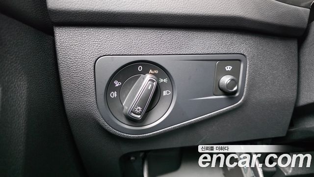 Volkswagen Tiguan (II) 2.0 TDI 4Motion Prestige 2023 — фото 19