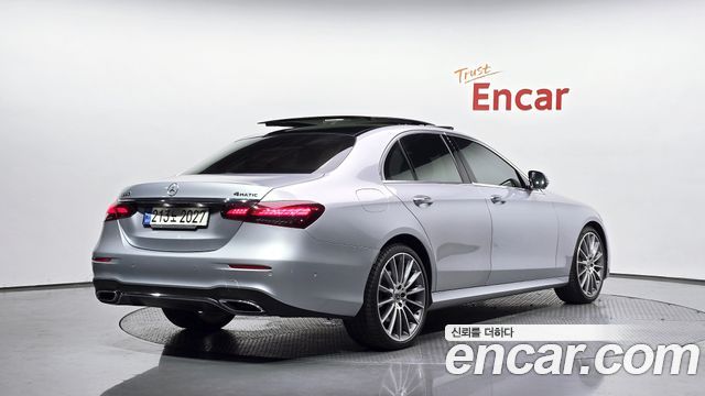 Mercedes-Benz E-Class (W213) E350 4MATIC AMG Line 2022 — фото 2