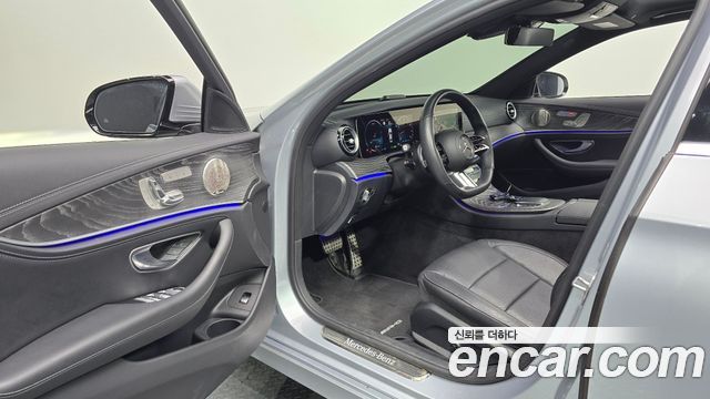 Mercedes-Benz E-Class (W213) E350 4MATIC AMG Line 2022 — фото 10