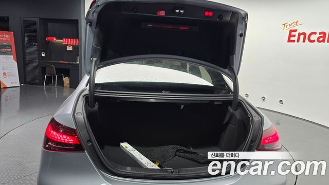 Mercedes-Benz E-Class (W213) E350 4MATIC AMG Line 2022 — фото 20