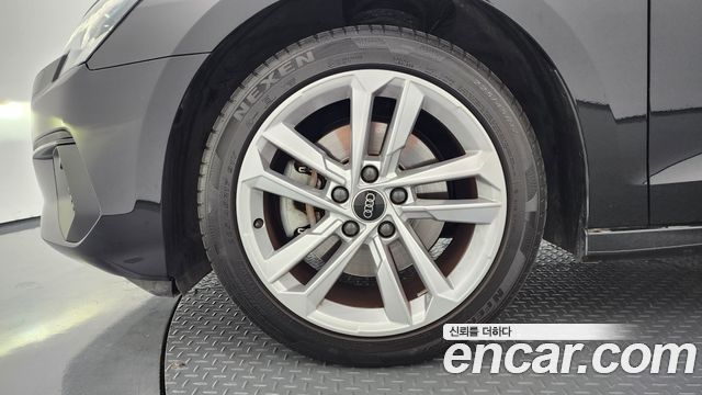 Audi A3 (8Y) 40 TFSI 2023 — фото 5