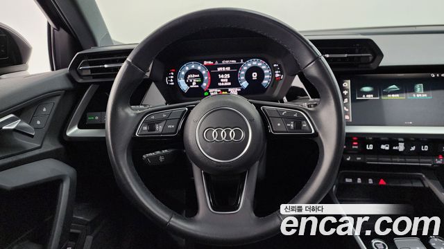 Audi A3 (8Y) 40 TFSI 2023 — фото 13