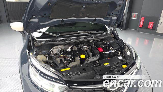 Renault Korea QM3 RE 2018 — фото 6