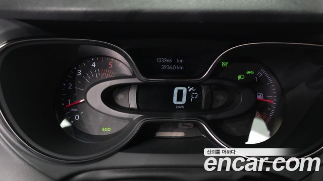 Renault Korea QM3 RE 2018 — фото 8
