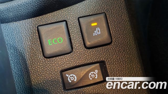 Renault Korea QM3 RE 2018 — фото 19