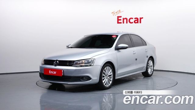 Volkswagen Jetta 1.6 TDI Blue Motion 6th 2013 — фото 1