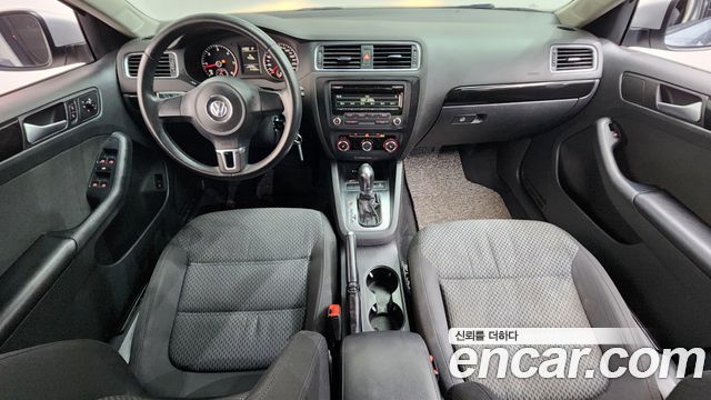 Volkswagen Jetta 1.6 TDI Blue Motion 6th 2013 — фото 7