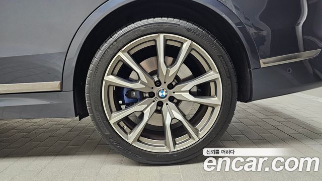 BMW X7 (G07) M50i 6STR 2020 — фото 21