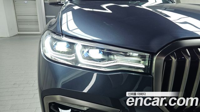 BMW X7 (G07) M50i 6STR 2020 — фото 22