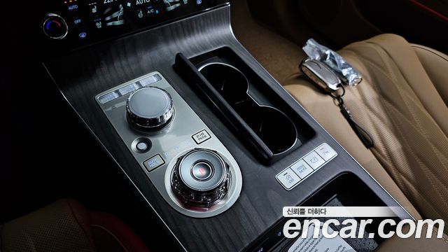 Genesis G80 (RG3) Gasoline 2.5 Turbo AWD 2026 — фото 9