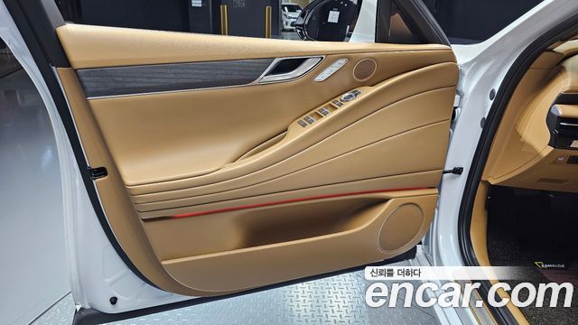 Genesis G80 (RG3) Gasoline 2.5 Turbo AWD 2026 — фото 24