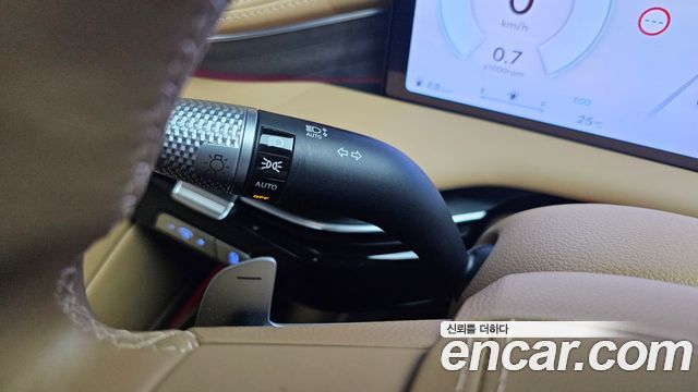 Genesis G80 (RG3) Gasoline 2.5 Turbo AWD 2026 — фото 30