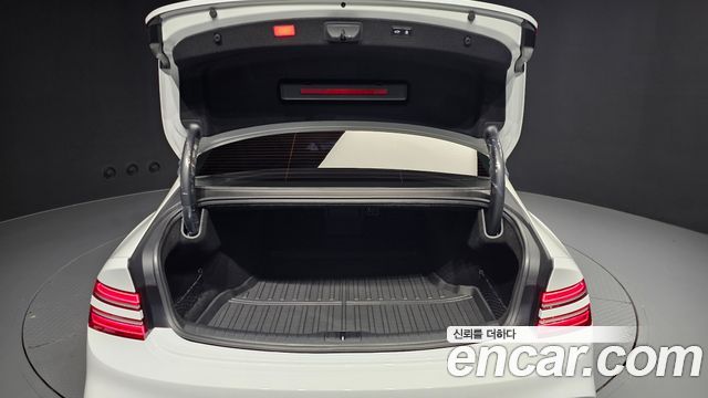 Genesis G80 (RG3) Gasoline 2.5 Turbo AWD 2026 — фото 35