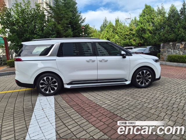 Kia Carnival (IV) Gasoline 7-Seater Noblesse 2023 — фото 8