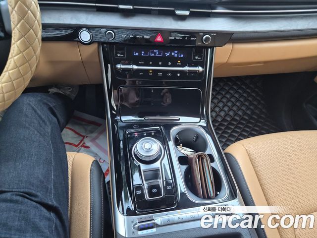 Kia Carnival (IV) Gasoline 7-Seater Noblesse 2023 — фото 20