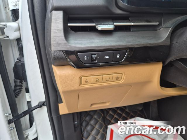 Kia Carnival (IV) Gasoline 7-Seater Noblesse 2023 — фото 22