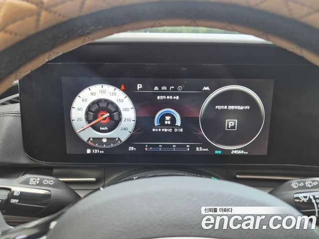 Kia Carnival (IV) Gasoline 7-Seater Noblesse 2023 — фото 24