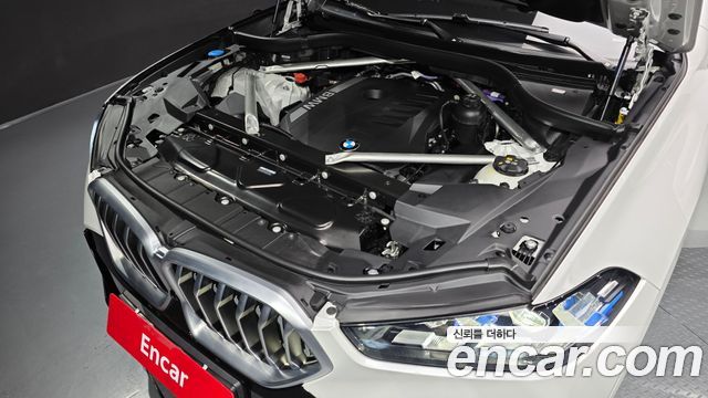 BMW X6 (G06) xDrive40i M Sport 2024 — фото 6