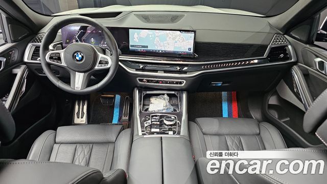 BMW X6 (G06) xDrive40i M Sport 2024 — фото 7