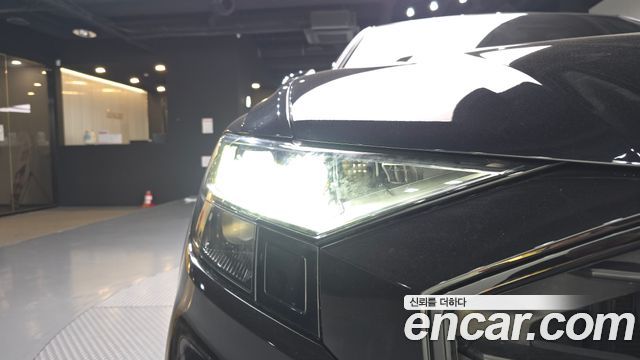 Audi Q8 (4M) 55 TFSI Quattro Premium 2021 — фото 28