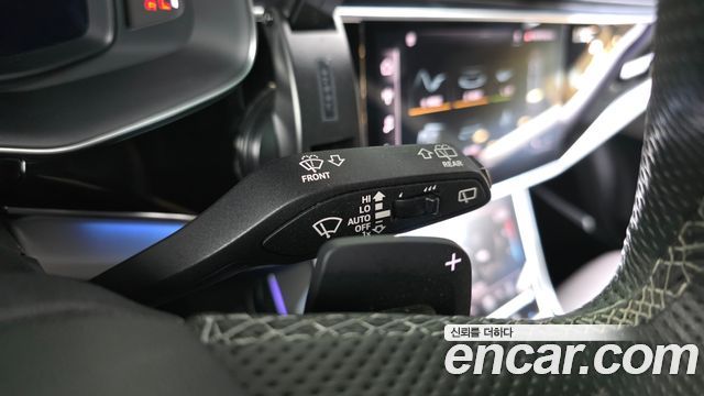 Audi Q8 (4M) 55 TFSI Quattro Premium 2021 — фото 38
