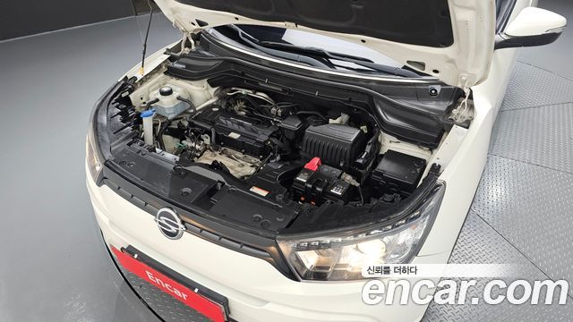 KG Mobility (SsangYong) Tivoli LX 2WD DLX 2016 — фото 6