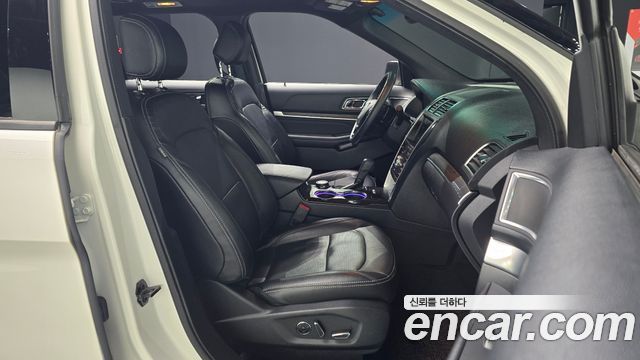 Ford Explorer 2.3 Limited 4WD 5th 2016 — фото 10