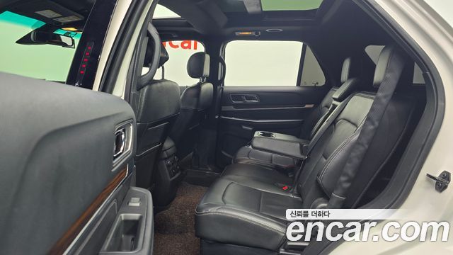 Ford Explorer 2.3 Limited 4WD 5th 2016 — фото 16