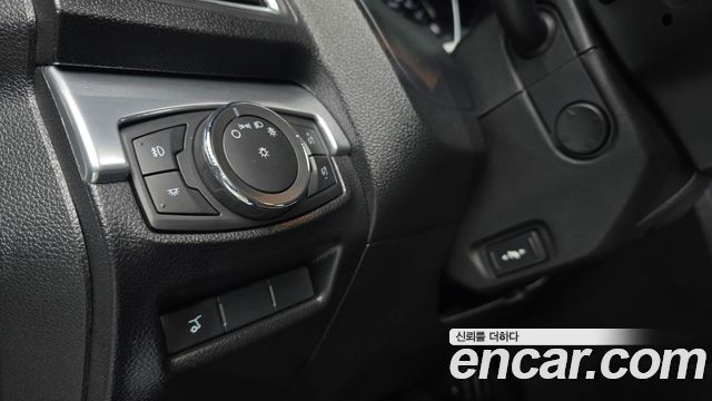 Ford Explorer 2.3 Limited 4WD 5th 2016 — фото 18