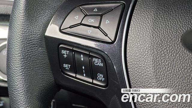 Ford Explorer 2.3 Limited 4WD 5th 2016 — фото 21