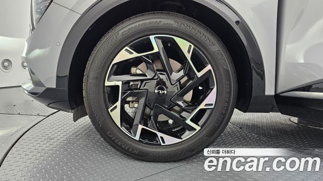 Kia Sportage (V) LPG 2.0 2WD Signature 2023 — фото 5