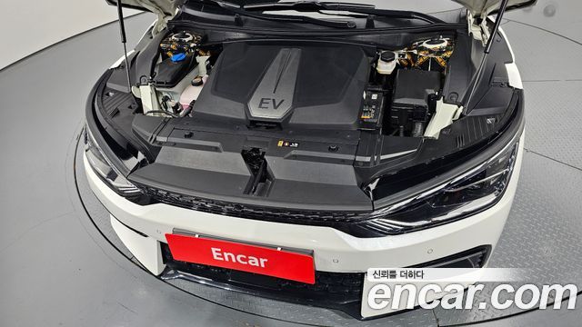 Kia EV6 Long Range GT Line 2022 — фото 6