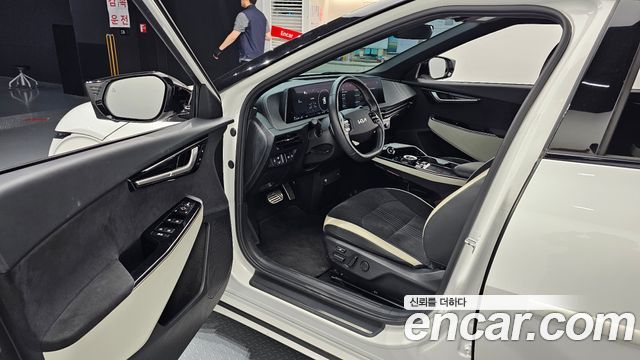 Kia EV6 Long Range GT Line 2022 — фото 10