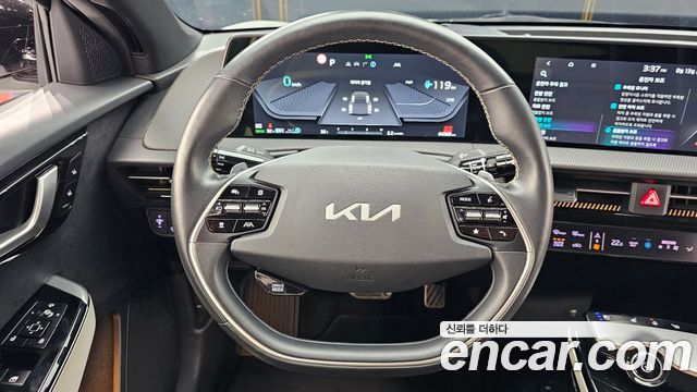 Kia EV6 Long Range GT Line 2022 — фото 13